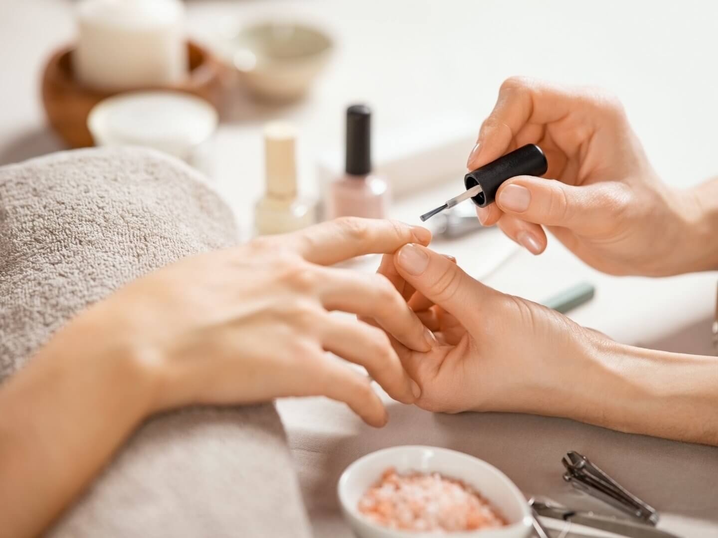 2 carmens-salon-unas-manicura-pedicura-gel-semi-borox-toledo-nail-art-higiene-cuidado-belleza